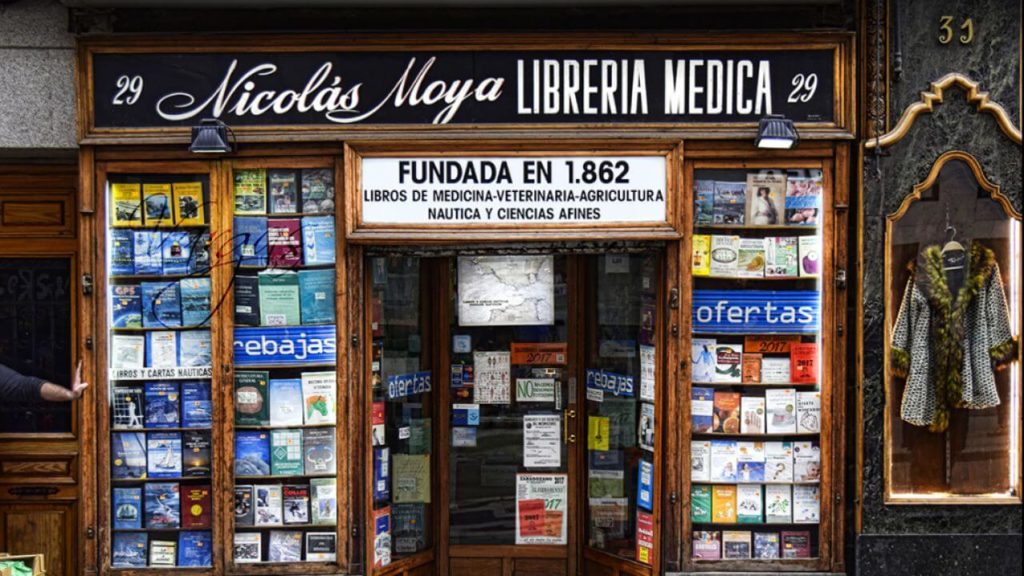 Así era la librería nicolás. La más santigua de Madrid